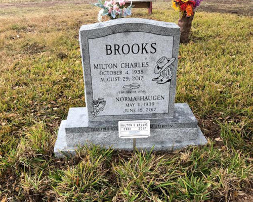 https://www.monumentsofvictoria.com/wp-content/uploads/2020/07/Brooks-Milton-Charles-SIngle-Upright-with-2-names-Blue-Ridge-500x400.jpg